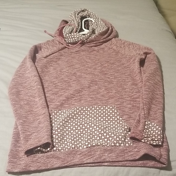 ampersand avenue Tops - Ampersand Avenue double hoodie